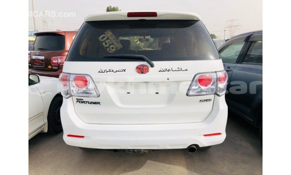 ទិញ នាំចូល Toyota Fortuner White ឡាន} ក្នុង Import - Dubai ក្នុង Kampot Province ទិញ នាំចូល Toyota Fortuner White ឡាន} ក្នុង Import - Dubai ក្នុង Kampot Province