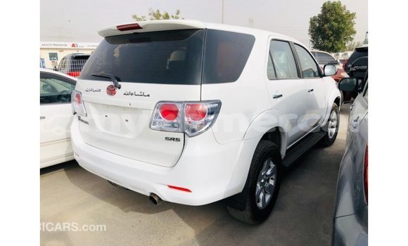 ទិញ នាំចូល Toyota Fortuner White ឡាន} ក្នុង Import - Dubai ក្នុង Kampot Province ទិញ នាំចូល Toyota Fortuner White ឡាន} ក្នុង Import - Dubai ក្នុង Kampot Province