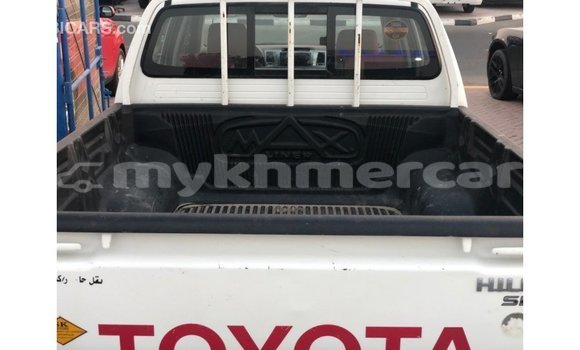 ទិញ នាំចូល Toyota Hilux White ឡាន} ក្នុង Import - Dubai ក្នុង Kampot Province ទិញ នាំចូល Toyota Hilux White ឡាន} ក្នុង Import - Dubai ក្នុង Kampot Province