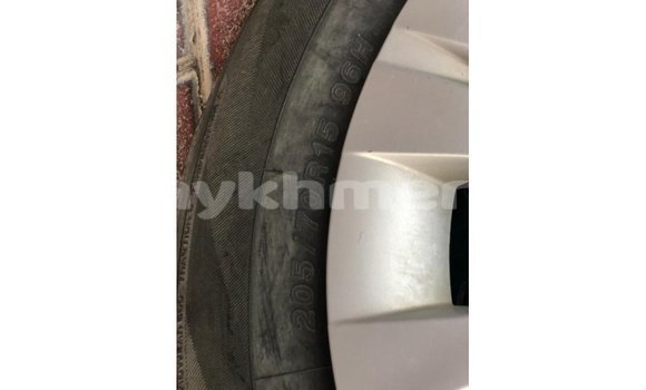 ទិញ នាំចូល Toyota Hilux White ឡាន} ក្នុង Import - Dubai ក្នុង Kampot Province ទិញ នាំចូល Toyota Hilux White ឡាន} ក្នុង Import - Dubai ក្នុង Kampot Province