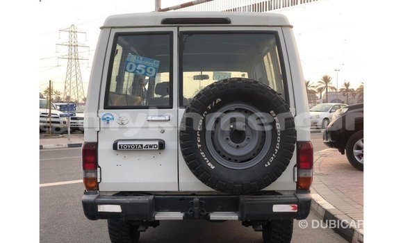 ទិញ នាំចូល Toyota Land Cruiser White ឡាន} ក្នុង Import - Dubai ក្នុង Kampot Province ទិញ នាំចូល Toyota Land Cruiser White ឡាន} ក្នុង Import - Dubai ក្នុង Kampot Province