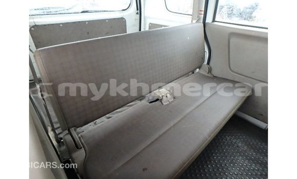 Buy Import Suzuki Every White Truck in Import - Dubai in Kampot Province Buy Import Suzuki Every White Truck in Import - Dubai in Kampot Province