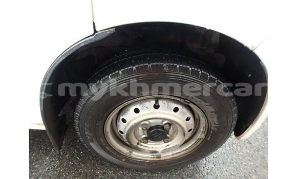 Buy Import Suzuki Every White Truck in Import - Dubai in Kampot Province Buy Import Suzuki Every White Truck in Import - Dubai in Kampot Province