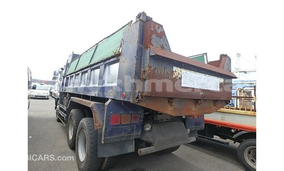 Buy Import Nissan Evalia Blue Truck in Import - Dubai in Kampot Province Buy Import Nissan Evalia Blue Truck in Import - Dubai in Kampot Province