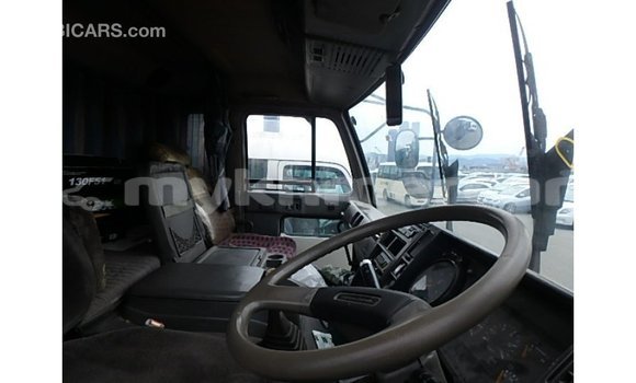 Buy Import Nissan Evalia Blue Truck in Import - Dubai in Kampot Province Buy Import Nissan Evalia Blue Truck in Import - Dubai in Kampot Province