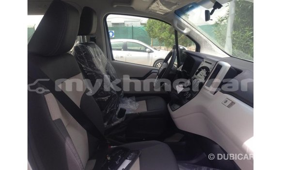 Buy Import Toyota Hiace White Car in Import - Dubai in Kampot Province Buy Import Toyota Hiace White Car in Import - Dubai in Kampot Province