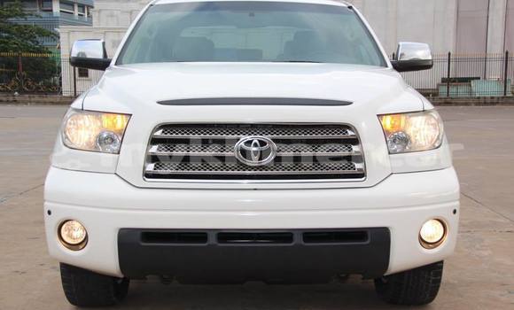 Acheter Occasion Voiture Toyota Tundra Blanc à Phnom Penh, Phnom Penh Acheter Occasion Voiture Toyota Tundra Blanc à Phnom Penh, Phnom Penh