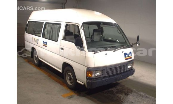 Buy Import Nissan Caravan White Car in Import - Dubai in Kampot Province Buy Import Nissan Caravan White Car in Import - Dubai in Kampot Province
