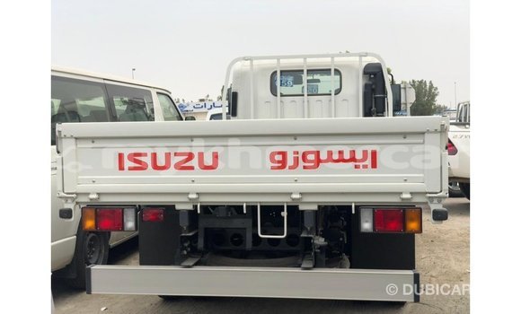 Buy Import Isuzu Rodeo White Car in Import - Dubai in Kampot Province Buy Import Isuzu Rodeo White Car in Import - Dubai in Kampot Province