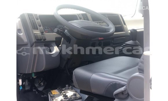 Buy Import Isuzu Rodeo White Car in Import - Dubai in Kampot Province Buy Import Isuzu Rodeo White Car in Import - Dubai in Kampot Province
