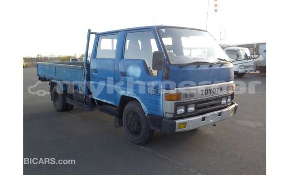 Buy Import Toyota Dyna Blue Truck in Import - Dubai in Kampot Province Buy Import Toyota Dyna Blue Truck in Import - Dubai in Kampot Province