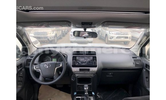 Buy Import Toyota Prado Blue Car in Import - Dubai in Kampot Province Buy Import Toyota Prado Blue Car in Import - Dubai in Kampot Province