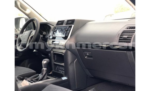Buy Import Toyota Prado Blue Car in Import - Dubai in Kampot Province Buy Import Toyota Prado Blue Car in Import - Dubai in Kampot Province