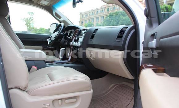 Acheter Occasion Voiture Toyota Tundra Blanc à Phnom Penh, Phnom Penh Acheter Occasion Voiture Toyota Tundra Blanc à Phnom Penh, Phnom Penh