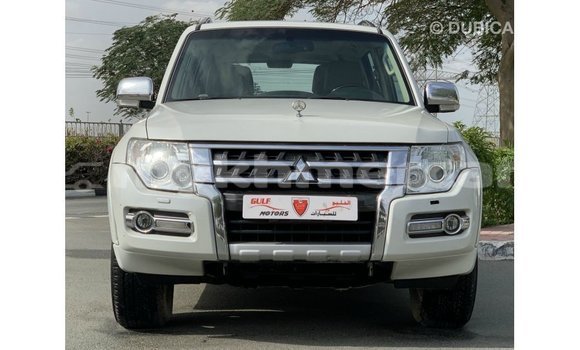 Acheter Import Voiture Mitsubishi Pajero Blanc à Import - Dubai, Kampot Province Acheter Import Voiture Mitsubishi Pajero Blanc à Import - Dubai, Kampot Province