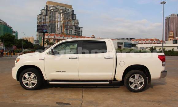 Acheter Occasion Voiture Toyota Tundra Blanc à Phnom Penh, Phnom Penh Acheter Occasion Voiture Toyota Tundra Blanc à Phnom Penh, Phnom Penh