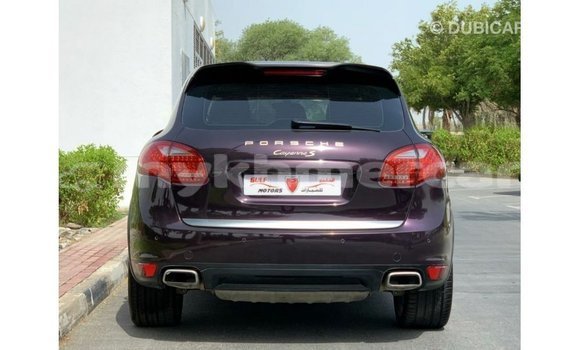 Acheter Import Voiture Porsche Cayenne Autre à Import - Dubai, Kampot Province Acheter Import Voiture Porsche Cayenne Autre à Import - Dubai, Kampot Province