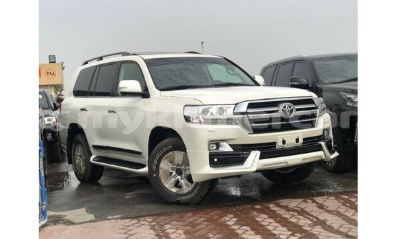 ទិញ នាំចូល Toyota Land Cruiser White ឡាន} ក្នុង Import - Dubai ក្នុង Kampot Province ទិញ នាំចូល Toyota Land Cruiser White ឡាន} ក្នុង Import - Dubai ក្នុង Kampot Province