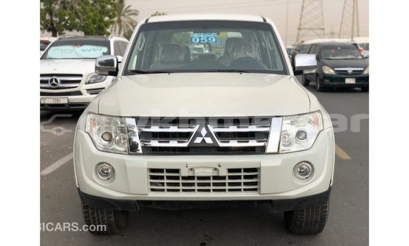ទិញ នាំចូល Mitsubishi Pajero White ឡាន} ក្នុង Import - Dubai ក្នុង Kampot Province ទិញ នាំចូល Mitsubishi Pajero White ឡាន} ក្នុង Import - Dubai ក្នុង Kampot Province