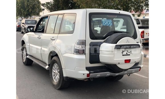 ទិញ នាំចូល Mitsubishi Pajero White ឡាន} ក្នុង Import - Dubai ក្នុង Kampot Province ទិញ នាំចូល Mitsubishi Pajero White ឡាន} ក្នុង Import - Dubai ក្នុង Kampot Province
