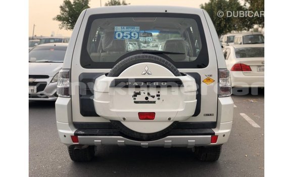 ទិញ នាំចូល Mitsubishi Pajero White ឡាន} ក្នុង Import - Dubai ក្នុង Kampot Province ទិញ នាំចូល Mitsubishi Pajero White ឡាន} ក្នុង Import - Dubai ក្នុង Kampot Province