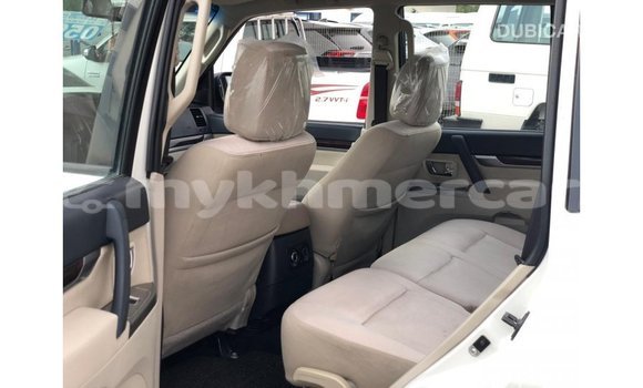 ទិញ នាំចូល Mitsubishi Pajero White ឡាន} ក្នុង Import - Dubai ក្នុង Kampot Province ទិញ នាំចូល Mitsubishi Pajero White ឡាន} ក្នុង Import - Dubai ក្នុង Kampot Province