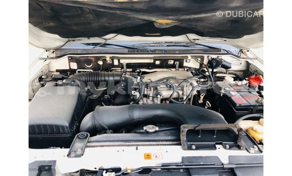 ទិញ នាំចូល Mitsubishi Pajero White ឡាន} ក្នុង Import - Dubai ក្នុង Kampot Province ទិញ នាំចូល Mitsubishi Pajero White ឡាន} ក្នុង Import - Dubai ក្នុង Kampot Province