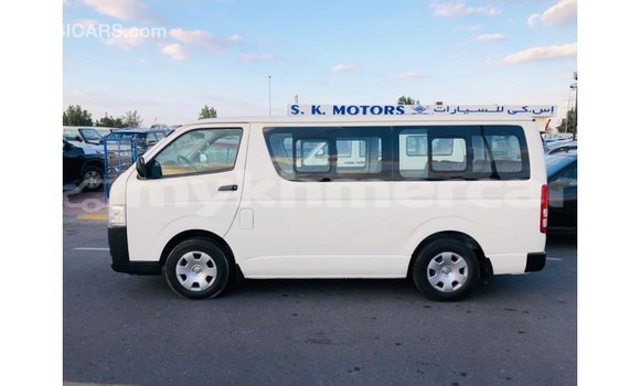Buy Import Toyota Hiace White Car in Import - Dubai in Kampot Province Buy Import Toyota Hiace White Car in Import - Dubai in Kampot Province