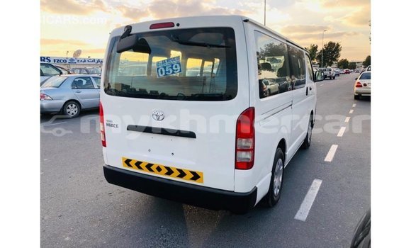 Buy Import Toyota Hiace White Car in Import - Dubai in Kampot Province Buy Import Toyota Hiace White Car in Import - Dubai in Kampot Province