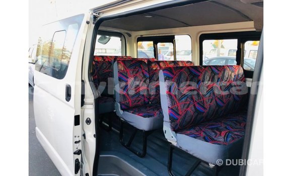 Buy Import Toyota Hiace White Car in Import - Dubai in Kampot Province Buy Import Toyota Hiace White Car in Import - Dubai in Kampot Province