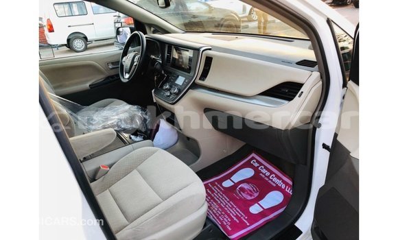 ទិញ នាំចូល Toyota Sienna White ឡាន} ក្នុង Import - Dubai ក្នុង Kampot Province ទិញ នាំចូល Toyota Sienna White ឡាន} ក្នុង Import - Dubai ក្នុង Kampot Province