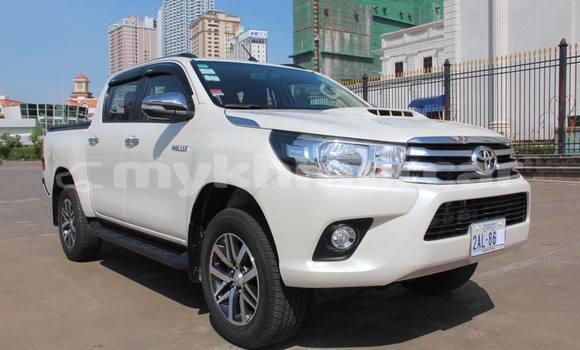 Acheter Occasion Voiture Toyota Hilux Blanc à Phnom Penh, Phnom Penh Acheter Occasion Voiture Toyota Hilux Blanc à Phnom Penh, Phnom Penh