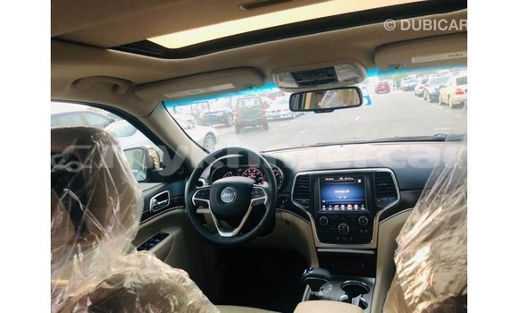 Acheter Import Voiture Jeep Grand Cherokee Noir à Import - Dubai, Kampot Province Acheter Import Voiture Jeep Grand Cherokee Noir à Import - Dubai, Kampot Province