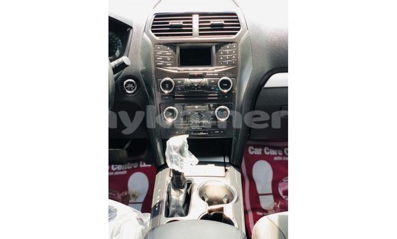 Buy Import Ford Explorer Other Car in Import - Dubai in Kampot Province Buy Import Ford Explorer Other Car in Import - Dubai in Kampot Province