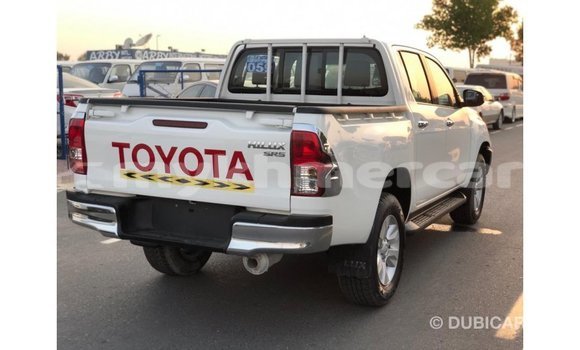 ទិញ នាំចូល Toyota Hilux White ឡាន} ក្នុង Import - Dubai ក្នុង Kampot Province ទិញ នាំចូល Toyota Hilux White ឡាន} ក្នុង Import - Dubai ក្នុង Kampot Province