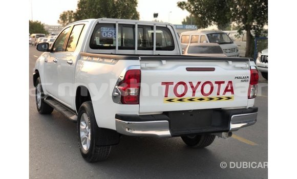 ទិញ នាំចូល Toyota Hilux White ឡាន} ក្នុង Import - Dubai ក្នុង Kampot Province ទិញ នាំចូល Toyota Hilux White ឡាន} ក្នុង Import - Dubai ក្នុង Kampot Province