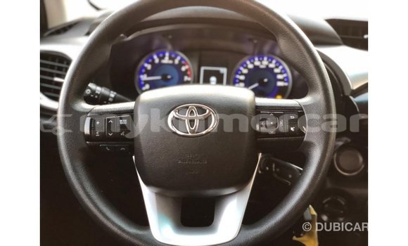 ទិញ នាំចូល Toyota Hilux White ឡាន} ក្នុង Import - Dubai ក្នុង Kampot Province ទិញ នាំចូល Toyota Hilux White ឡាន} ក្នុង Import - Dubai ក្នុង Kampot Province