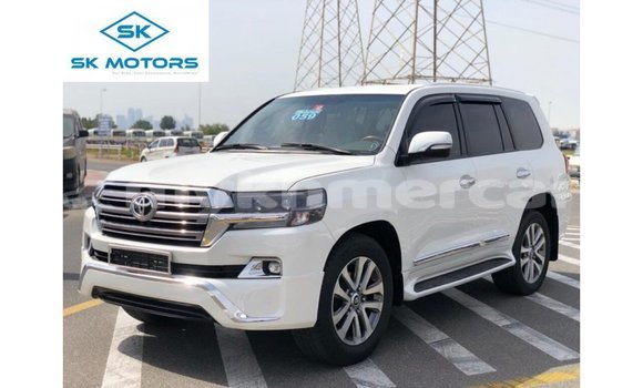 ទិញ នាំចូល Toyota Land Cruiser White ឡាន} ក្នុង Import - Dubai ក្នុង Kampot Province ទិញ នាំចូល Toyota Land Cruiser White ឡាន} ក្នុង Import - Dubai ក្នុង Kampot Province