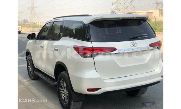 ទិញ នាំចូល Toyota Fortuner White ឡាន} ក្នុង Import - Dubai ក្នុង Kampot Province ទិញ នាំចូល Toyota Fortuner White ឡាន} ក្នុង Import - Dubai ក្នុង Kampot Province