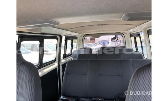 Buy Import Toyota DA White Truck in Import - Dubai in Kampot Province Buy Import Toyota DA White Truck in Import - Dubai in Kampot Province