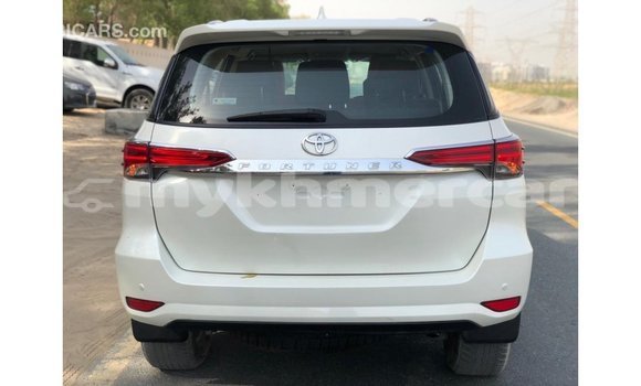 ទិញ នាំចូល Toyota Fortuner White ឡាន} ក្នុង Import - Dubai ក្នុង Kampot Province ទិញ នាំចូល Toyota Fortuner White ឡាន} ក្នុង Import - Dubai ក្នុង Kampot Province