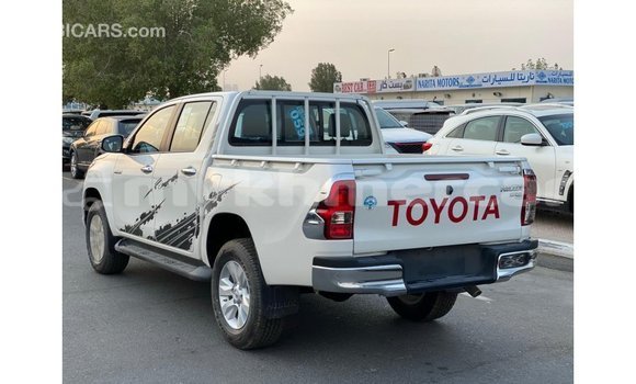 ទិញ នាំចូល Toyota Hilux White ឡាន} ក្នុង Import - Dubai ក្នុង Kampot Province ទិញ នាំចូល Toyota Hilux White ឡាន} ក្នុង Import - Dubai ក្នុង Kampot Province