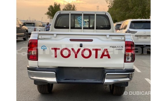 ទិញ នាំចូល Toyota Hilux White ឡាន} ក្នុង Import - Dubai ក្នុង Kampot Province ទិញ នាំចូល Toyota Hilux White ឡាន} ក្នុង Import - Dubai ក្នុង Kampot Province