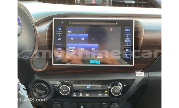 ទិញ នាំចូល Toyota Hilux White ឡាន} ក្នុង Import - Dubai ក្នុង Kampot Province ទិញ នាំចូល Toyota Hilux White ឡាន} ក្នុង Import - Dubai ក្នុង Kampot Province