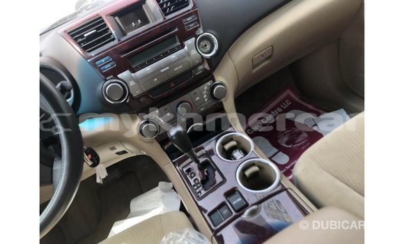 Buy Import Toyota Highlander Other Car in Import - Dubai in Kampot Province Buy Import Toyota Highlander Other Car in Import - Dubai in Kampot Province
