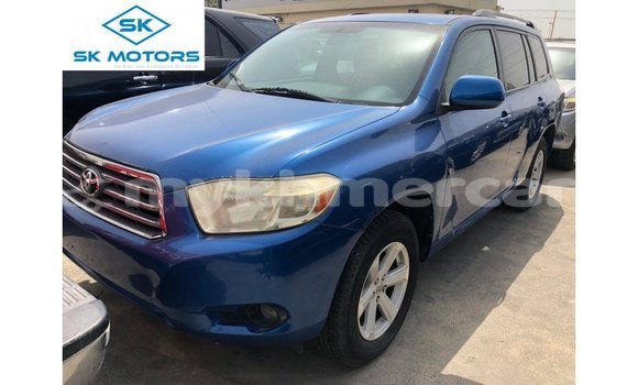Acheter Import Voiture Toyota Highlander Bleu à Import - Dubai, Kampot Province