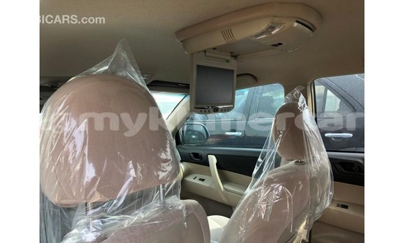 Acheter Import Voiture Toyota Highlander Bleu à Import - Dubai, Kampot Province Acheter Import Voiture Toyota Highlander Bleu à Import - Dubai, Kampot Province