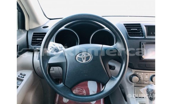 Buy Import Toyota Highlander Other Car in Import - Dubai in Kampot Province Buy Import Toyota Highlander Other Car in Import - Dubai in Kampot Province