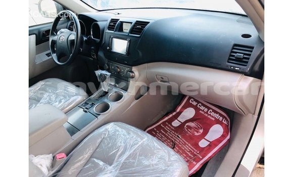 Buy Import Toyota Highlander Other Car in Import - Dubai in Kampot Province Buy Import Toyota Highlander Other Car in Import - Dubai in Kampot Province