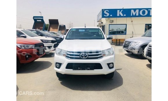 ទិញ នាំចូល Toyota Hilux White ឡាន} ក្នុង Import - Dubai ក្នុង Kampot Province ទិញ នាំចូល Toyota Hilux White ឡាន} ក្នុង Import - Dubai ក្នុង Kampot Province